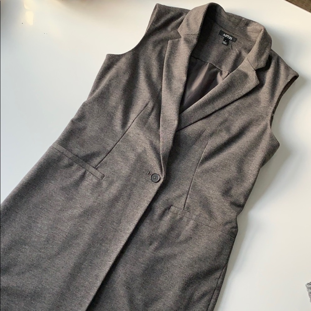 Long vest